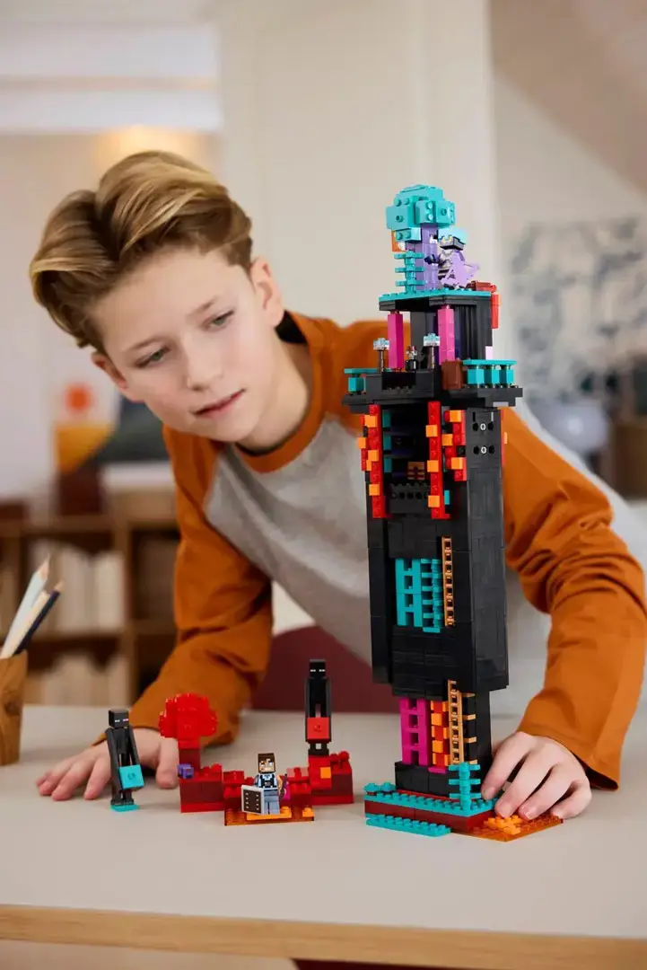 LEGO MINECRAFT 21279 The Enderman Tower