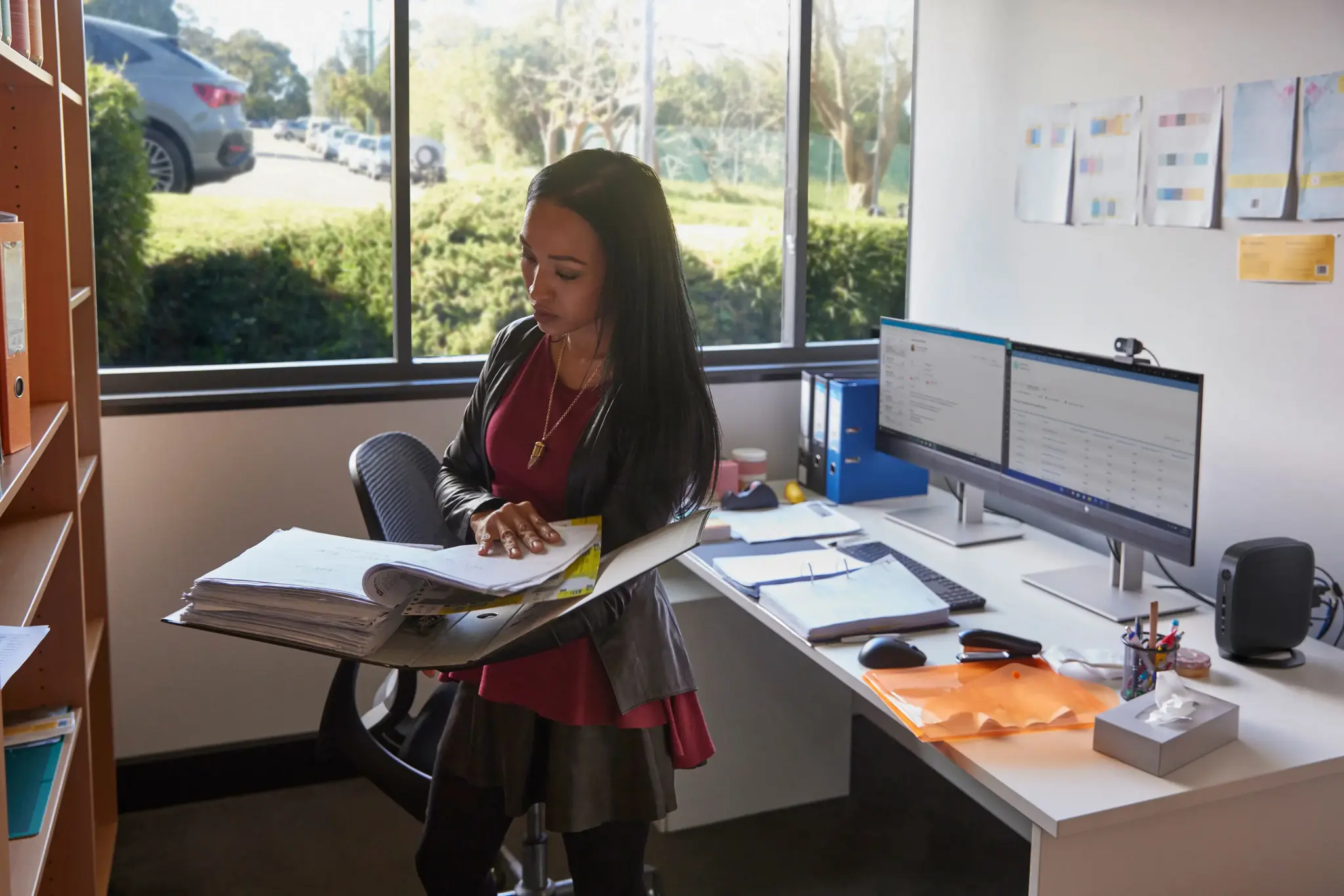 "HP E24t G5" 23,8 colių jutiklinis FHD monitorius 1920x1080 16:09 HDMI DP 3y (LT)