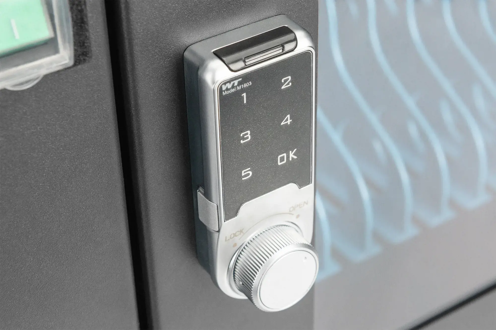 "Digitus" įkrovimo vežimėlis 16 nešiojamųjų kompiuterių iki 14 colių