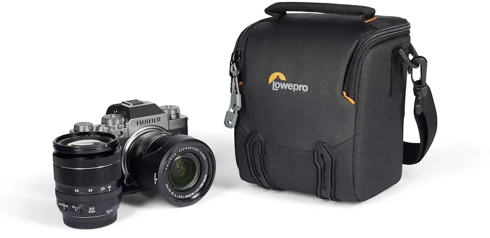 Lowepro amera bag Adventura SH 120 III, black