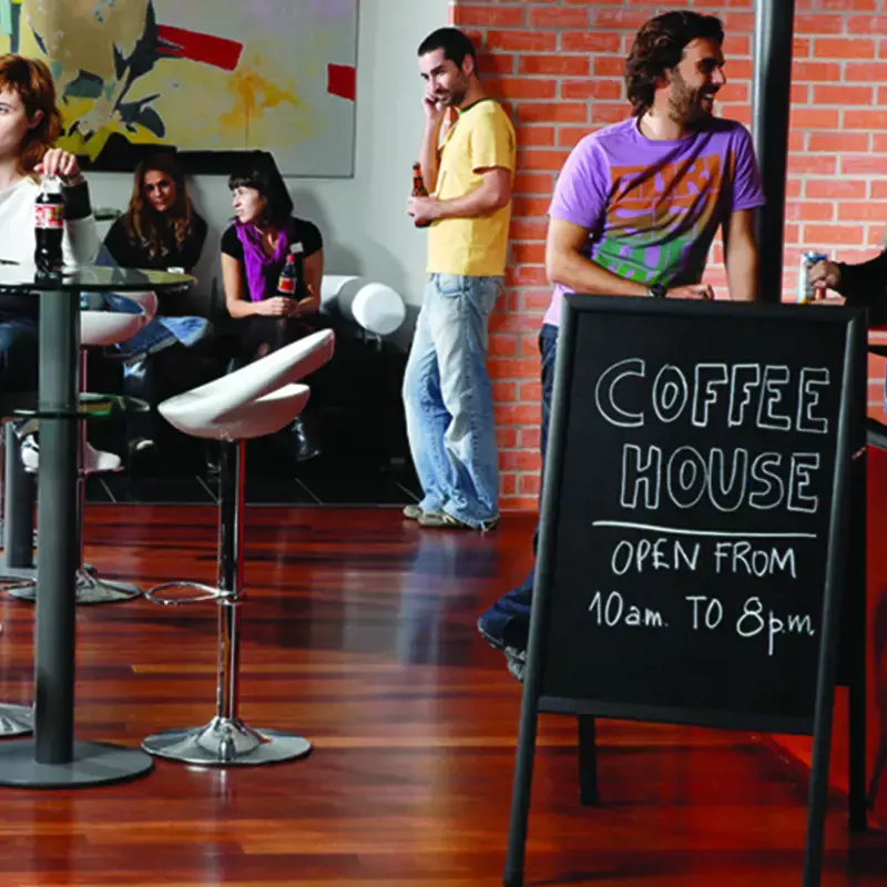 Dvipusė pastatoma kreidinė lenta BI-OFFICE 60x90, 120 cm aukštis, vyšninis rėmas, juoda lenta