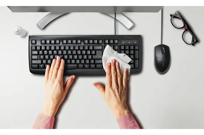 "Kensington Pro Fit®" laidinė plaunama pelė, dvipusė, optinė, USB, 1600 DPI, juoda