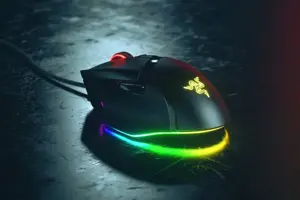 Razer Basilisk V3 35K Laidinė žaidimų pelė, 35000 DPI, Juoda