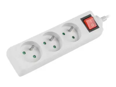 LANBERG PS1-03E-0150-W Lanberg 1,5 m baltos spalvos LANTERGE CURVE 3X 230V PL su grandinės pertraukikliu, pilnas varis