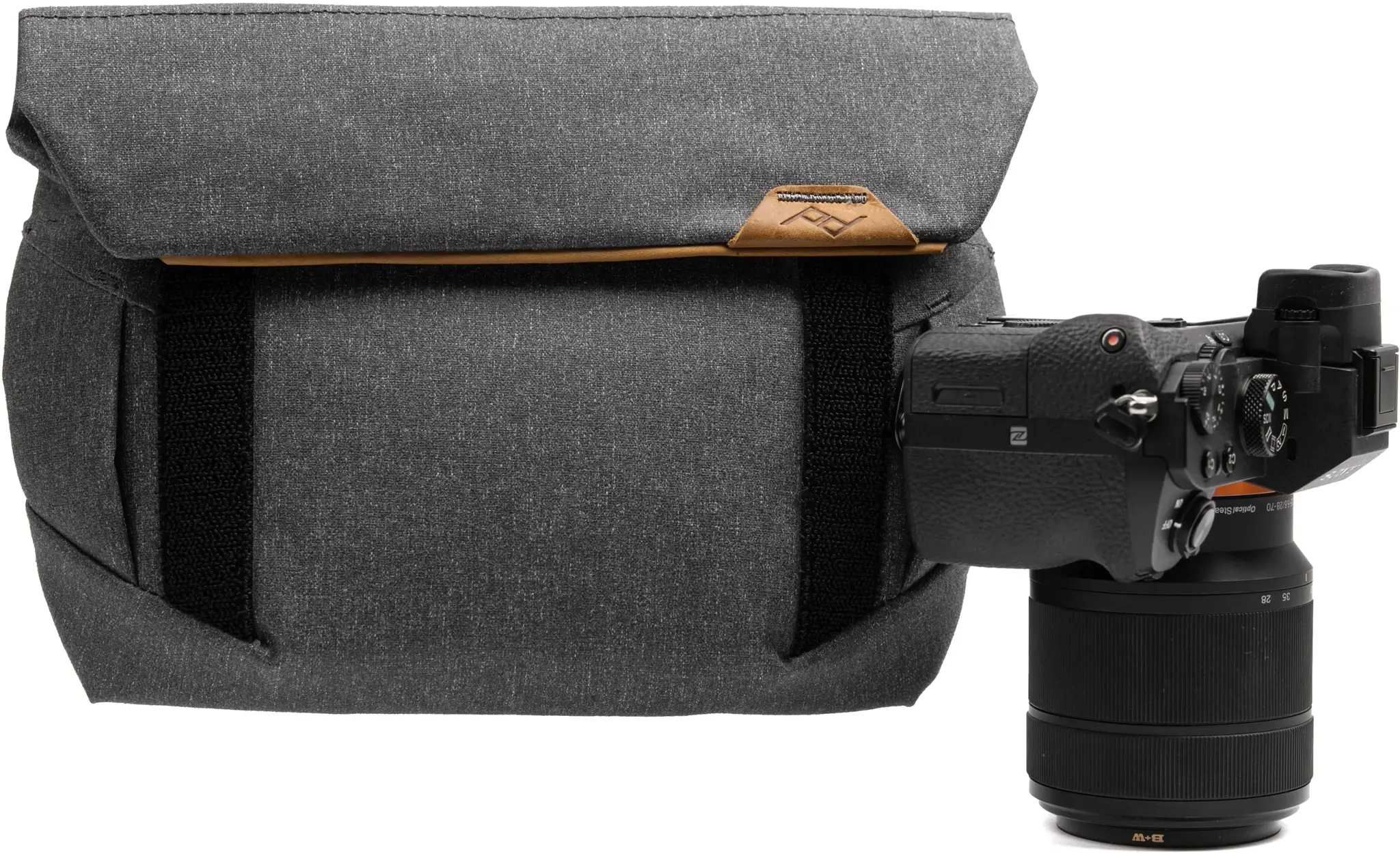 "Peak Design" lauko krepšys V2, medžio anglis