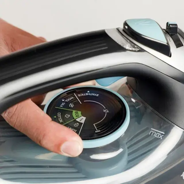 Taurus Geyser Eco Iron 3200 W Black