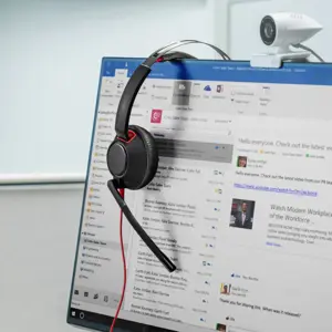 HP Poly Blackwire 5220 Stereo USB-C Headset +3.5mm Plug +USB-C/A Adapter