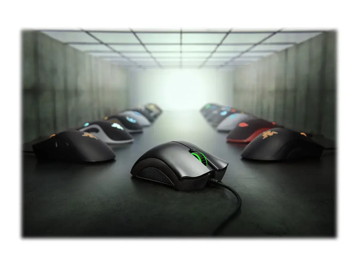 "Razer" žaidimų pelė DeathAdder Essential Ergonominė optinė pelė, balta, laidinė