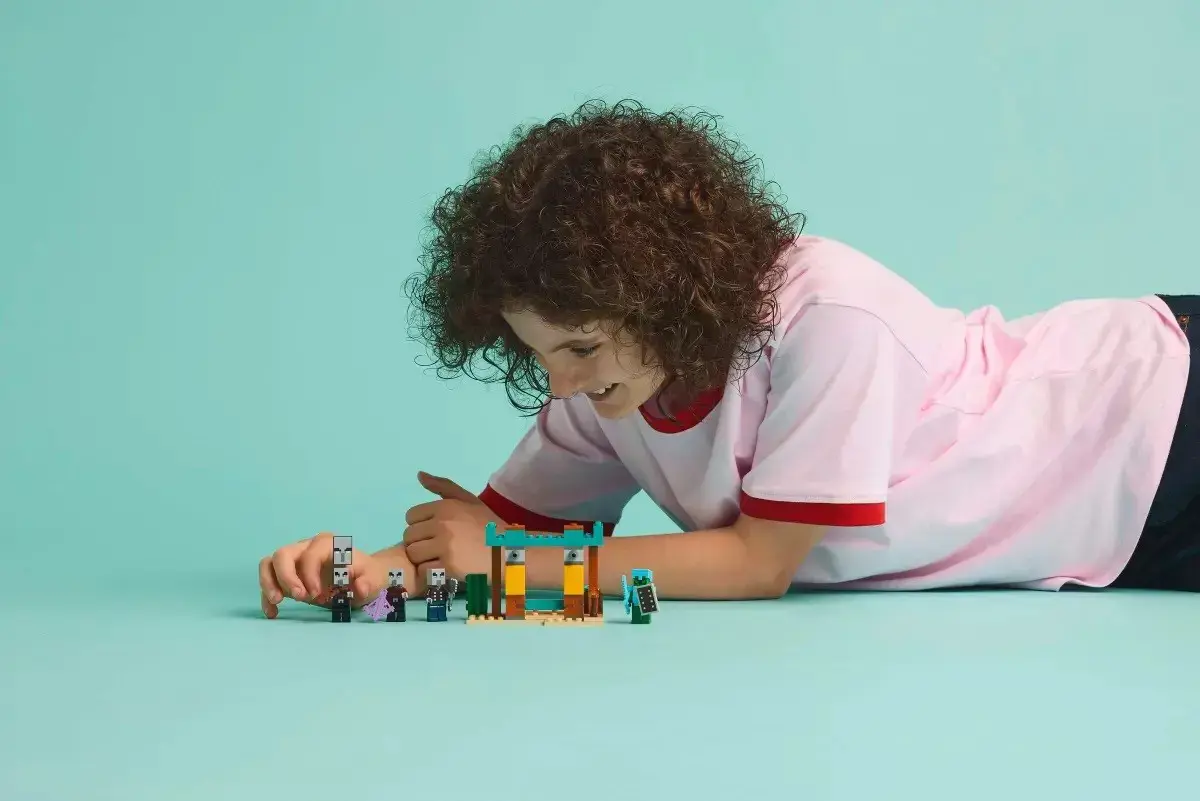 LEGO MINECRAFT 21267 The Illager Desert Patrol