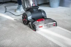 "Bissell" kilimų valytuvas "ProHeat 2x Revolution" su laidiniu valdymu, rankinis kotas, skalbimo funkcija, 800 W, raudonas/titaninis, 24 mėn. garantija