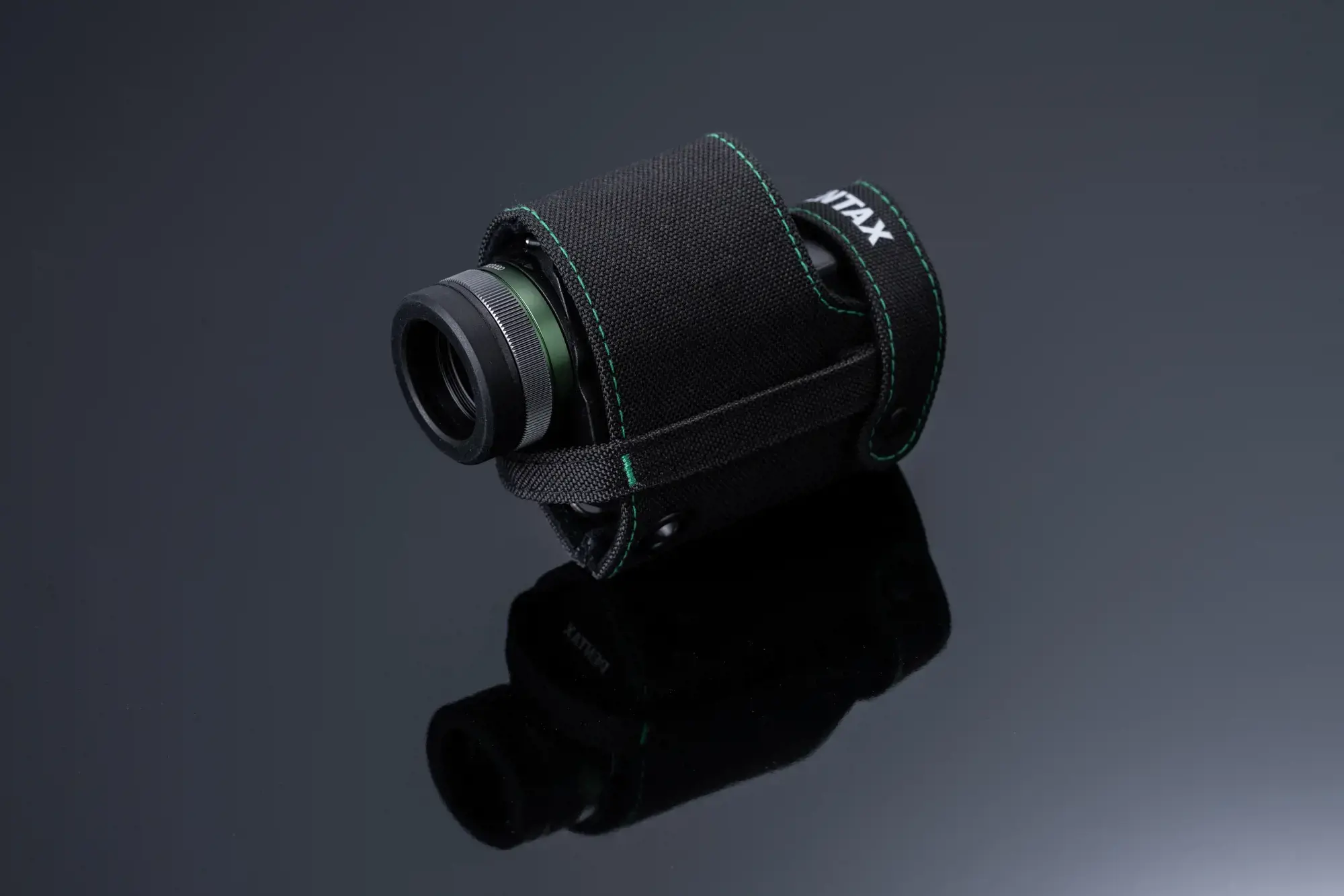 "Pentax" monokuliaras VM 6x21 WP Complete Kit