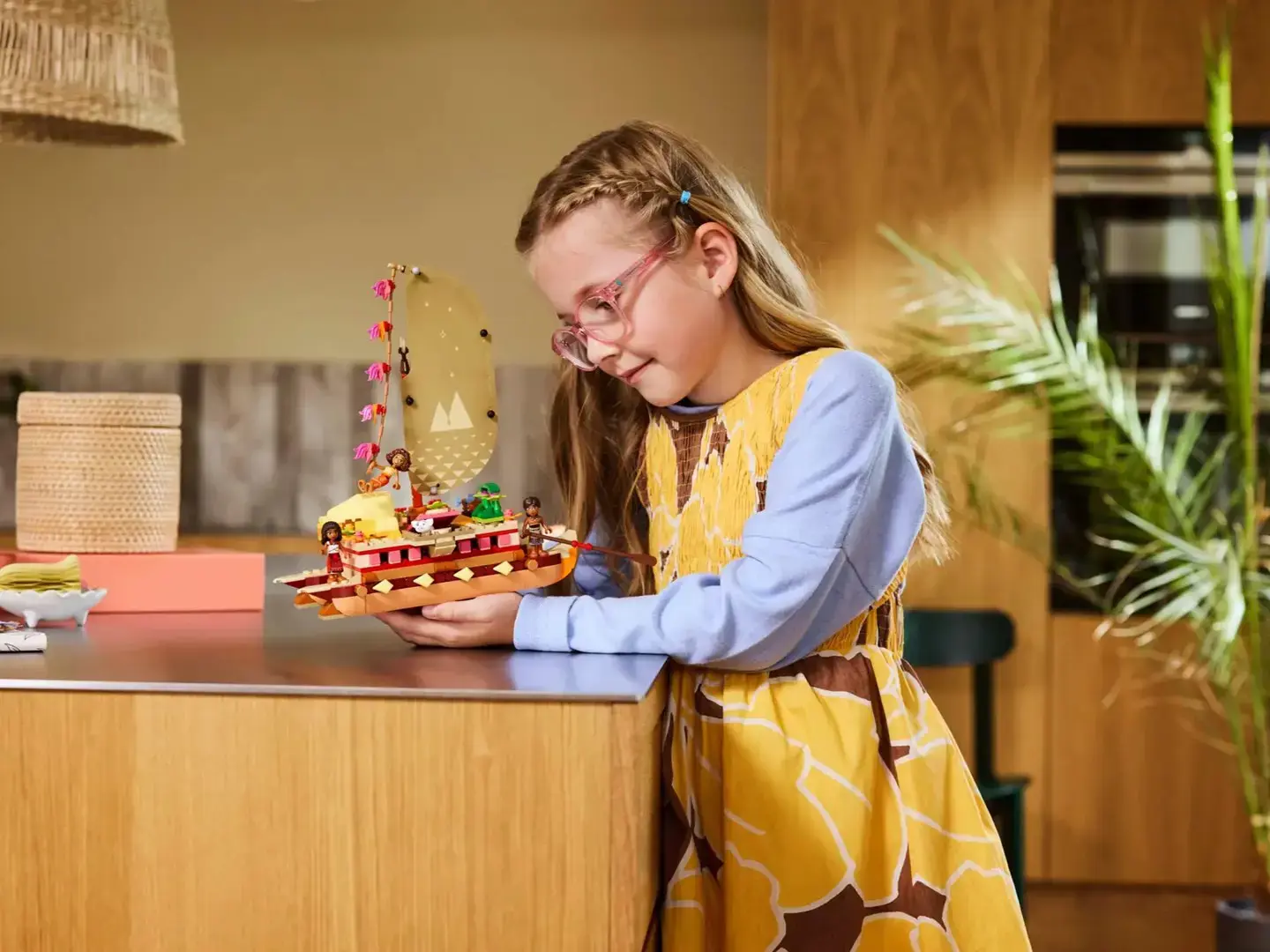 LEGO DISNEY 43270 Moana's Adventure Canoe