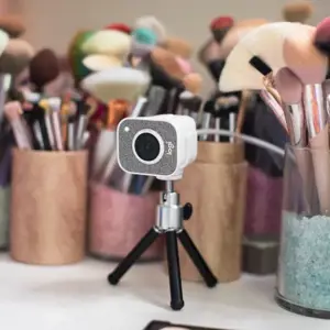 "Logitech StreamCam", 1920 x 1080 taškų, "Full HD", 60 kadrų per sekundę, 1080p, 2 - 3,7 mm, 0,1 m