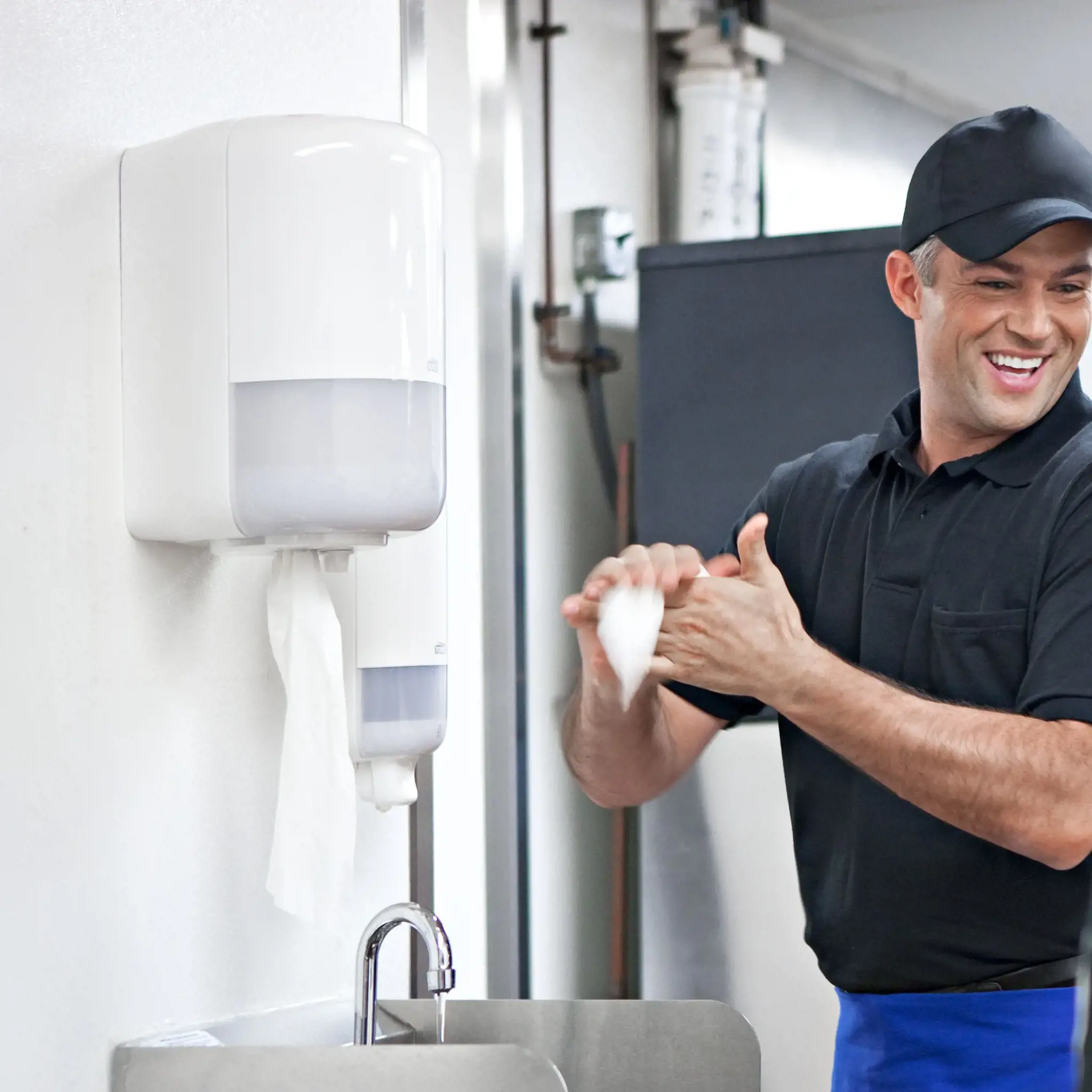 Popieriniai rankšluosčiai TORK ADVANCED M2,151131, 1sl., 21.5 cm x 275 m, balta sp.