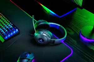 "Razer" žaidimų ausinės "Kraken V3 X" su įmontuotu mikrofonu, juodos spalvos, laidinės