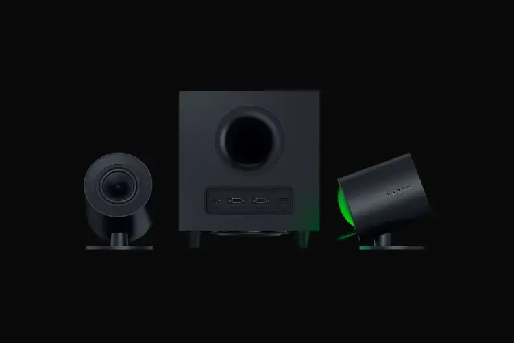 "Razer Nommo V2" - 2.1 žaidimų garsiakalbiai