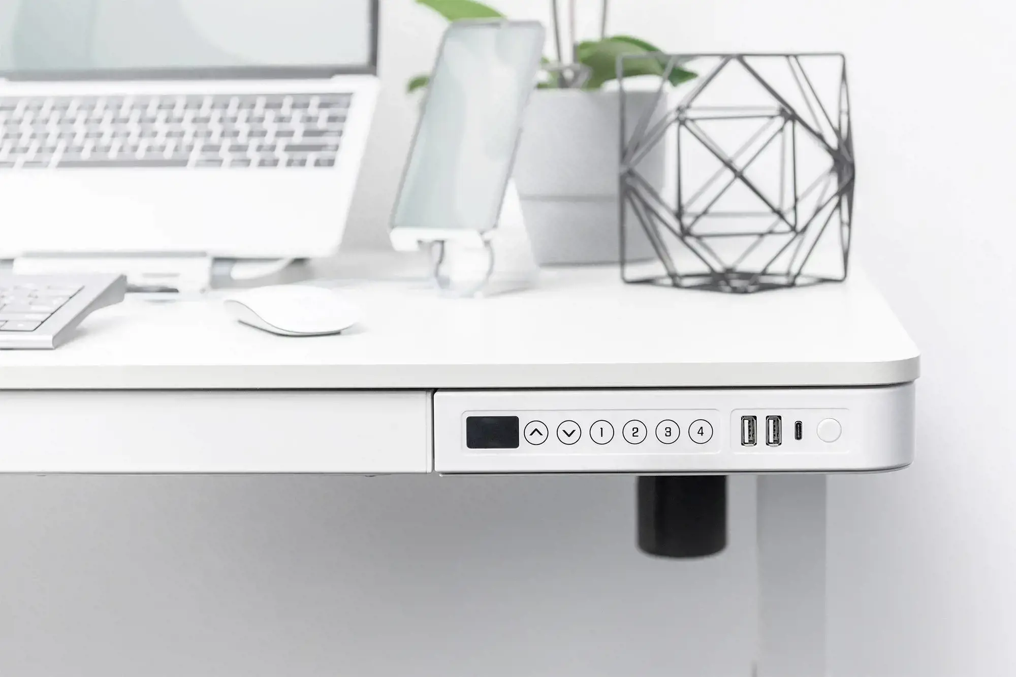 DIGITUS elektrinis reguliuojamo aukščio rašomasis stalas su USB įkrovikliu ir stalčiumi