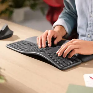LOGITECH ERGO K860 KLAVIATŪRA - GRAFITINĖ (JAV)