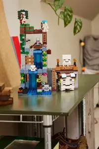 LEGO MINECRAFT 21597 Ghast Station