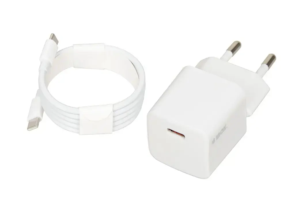 IBOX C-38 USB-C įkroviklis PD30W su USB-C kabeliu