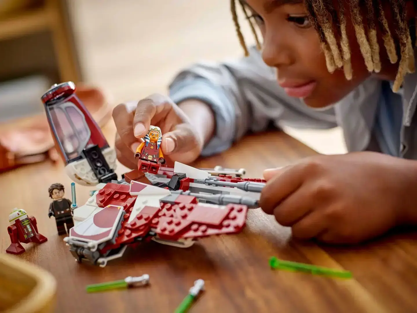 LEGO STAR WARS 75401 Ahsoka's Jedi Interceptor