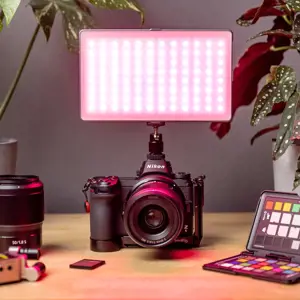 "Newell" vaizdo stebėjimo lemputė RGB-W Rangha Max LED