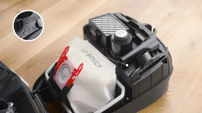 Bosch Serie 4 BGB41HYG1H 600 W white bagged vacuum cleaner