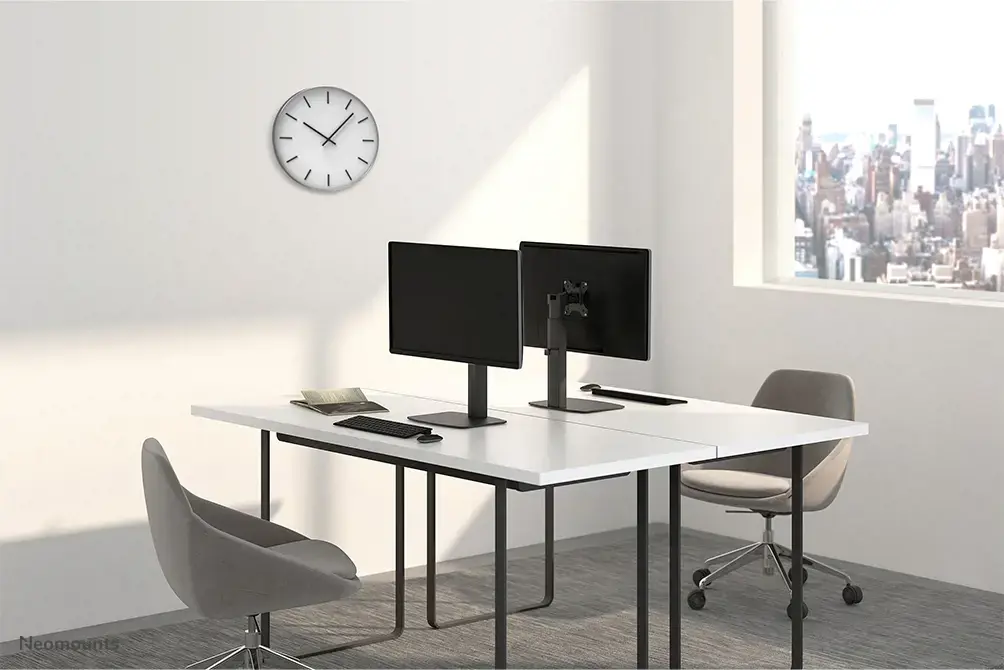 "Neomounts by Newstar" monitoriaus laikiklis ant stalo, laisvai pastatomas, 7 kg, 25,4 cm (10"), 81,3 cm (32"), 100 x 100 mm, juodas