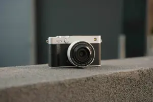 Fujifilm X-E5 body, silver