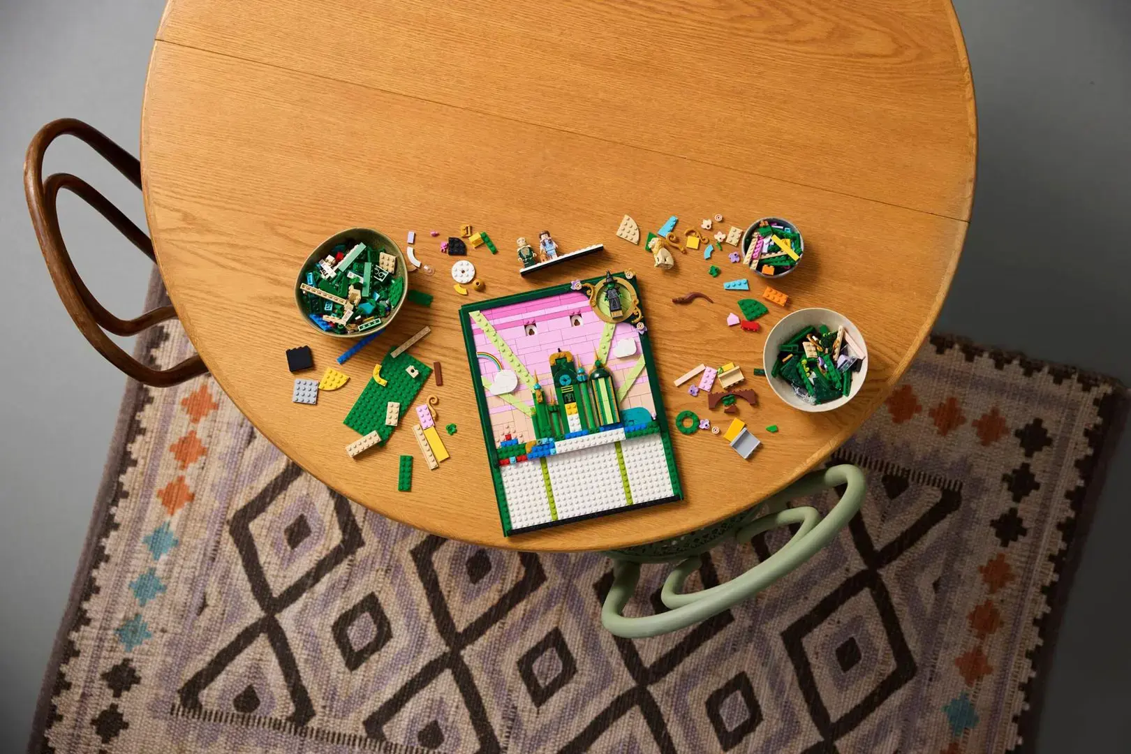 LEGO WICKED 75685 Emerald City Wall Art