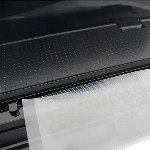 Vakuumatorius Adler CR4470, Balta