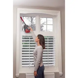 "Black &amp; Decker Dustbuster" juodas, raudonas dulkių siurblys be maišelio