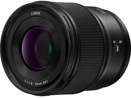 PANASONIC LUMIX S 35MM F/1.8 - SUSIGRĄŽINKITE 50&euro; (CASHBACK)