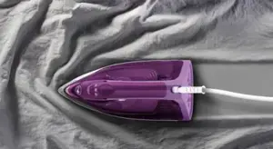 "Tefal FV2836", sausas ir garų lygintuvas, keraminis padas, 1,9 m, 165 g/min, violetinis, baltas, 35 g/min