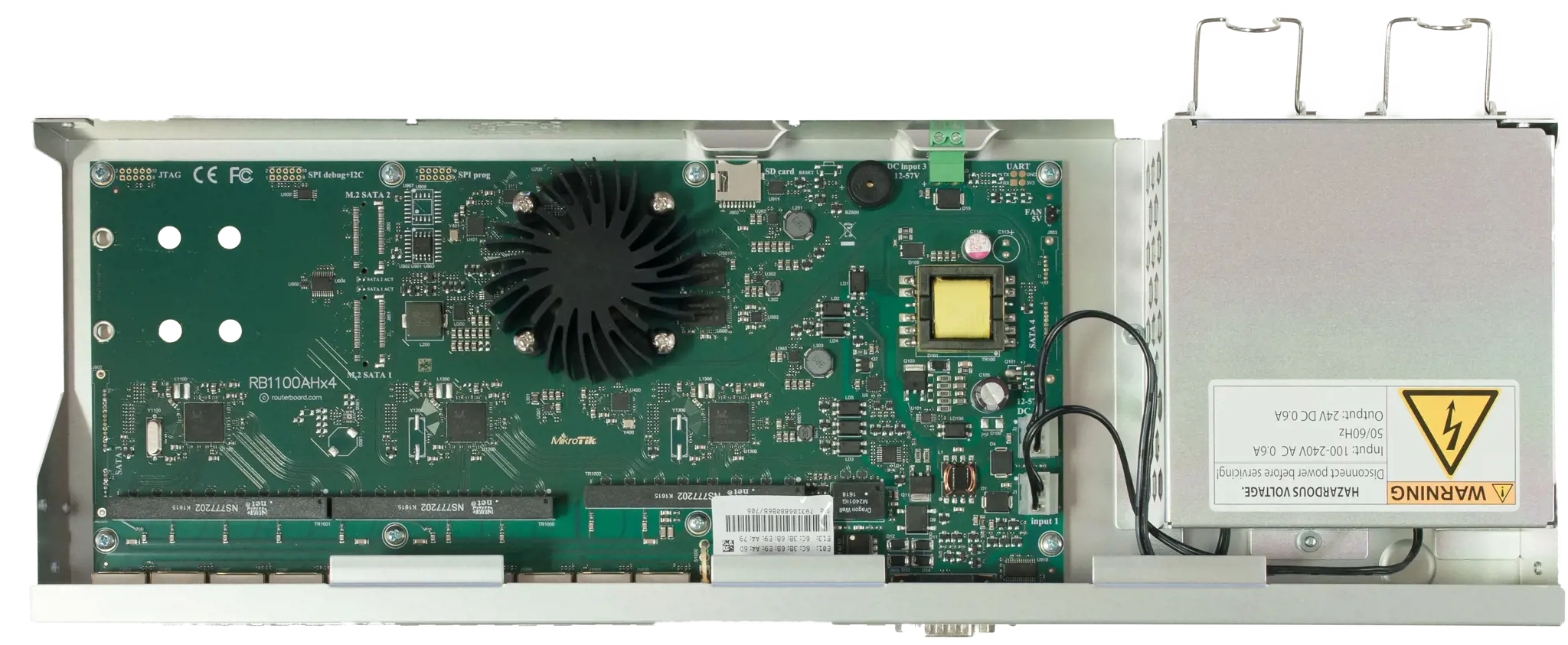 Pristatome 13x Gigabit Ethernet prievadų maršrutizatorių RB1100AHx4, kuriame veikia "Annapurna Alpine AL21400" procesorius su keturiais "Cortex A15" branduoliais, kurių kiekvieno taktinis dažnis yra 1,4 GHz, o maksimalus pralaidumas - iki 7,5 Gbit. Įrenginys palaiko IPsec aparatinį spartinimą (iki 2