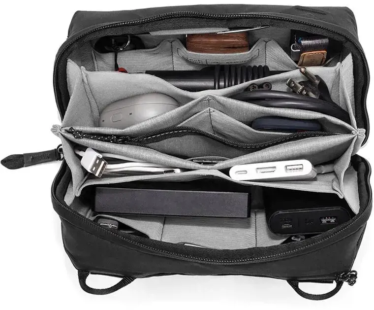 "Peak Design Tech Pouch", juoda