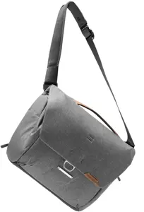 "Peak Design" krepšys per petį "Everyday Messenger V2" 13L, pelenų spalvos