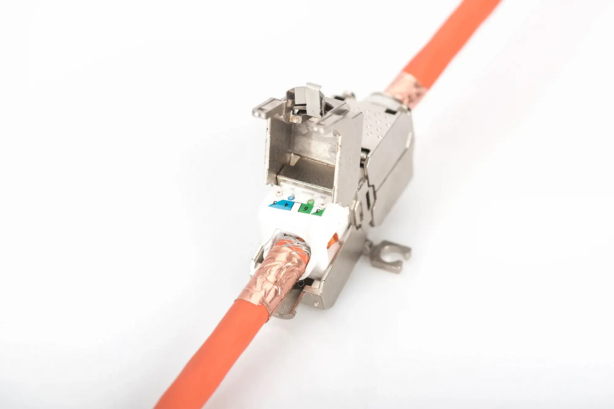 DIGITUS Lauko užbaigimo jungtis CAT 6A 500 MHz, skirta AWG 22-26, visiškai ekranuota, su keystone konstrukcija 26x35x80 mm