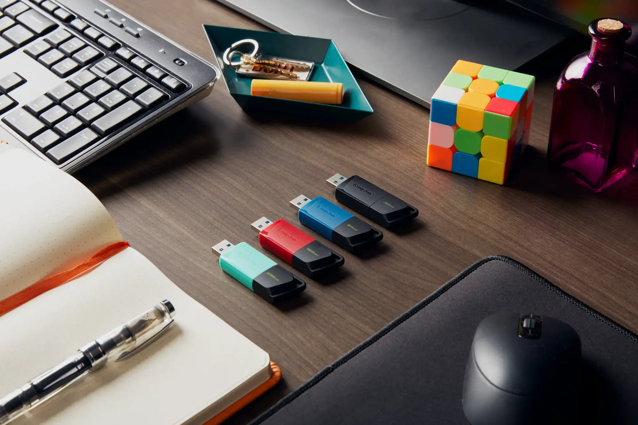 KINGSTON 64GB USB 3.2 Gen 1 DataTraveler Exodia M juoda + mėlyna 2 vnt.