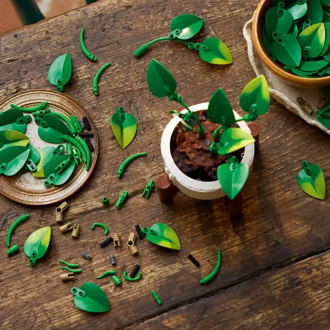 LEGO BOTANICALS 11512 Hanging Dragon Ivy