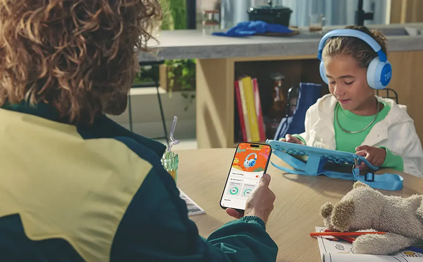 JBL wireless headset Junior 470NC, blue