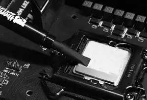 "Thermal Grizzly" šiluminis tepalas "Aeronaut" 1,5ml/3,8g Šilumos laidumas: 8,5 W/mk; šiluminė varža: 0,0129 K/W; elektrinis laidumas*: 0 pS/m; klampumas: 110-160 Pas; temperatūra: -150 °C / +200 °C;