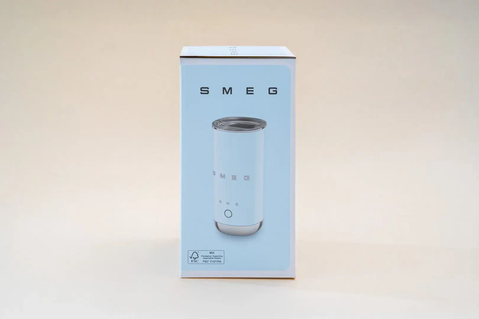 Smeg MFF02BLEU Automatic milk frother/warmer Black