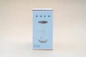Smeg MFF02BLEU Automatic milk frother/warmer Black