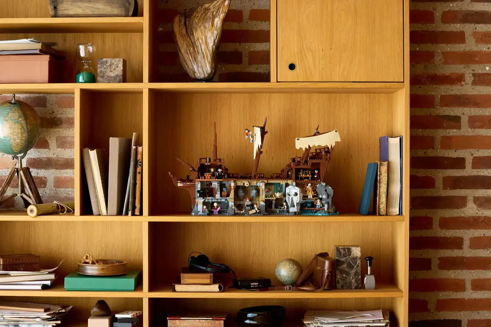 LEGO ICONS 21363 The Goonies