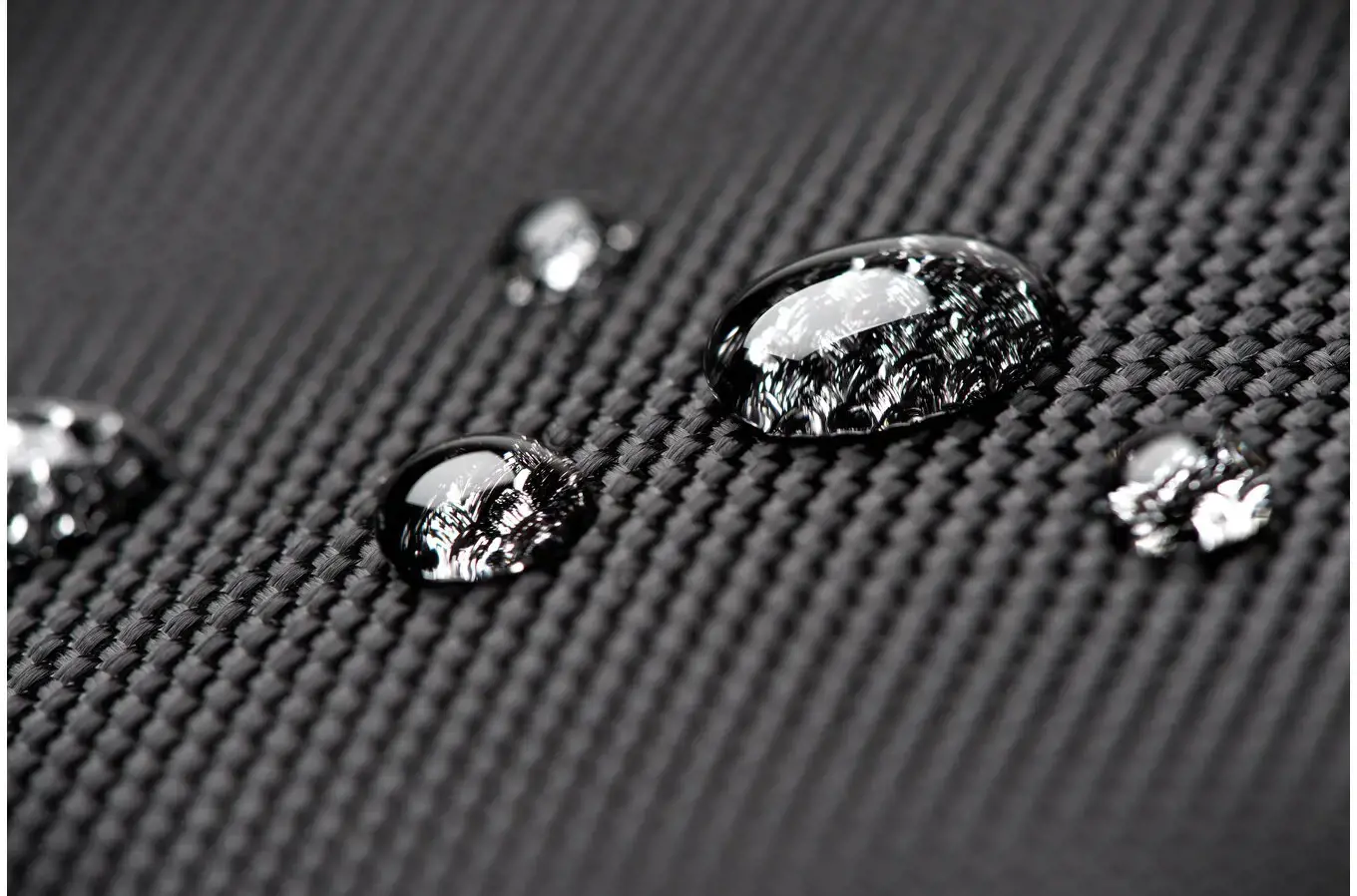 "Kensington Contour™ 2.0 Business Laptop Briefcase - 15,6", Portfelis, 39,6 cm (15,6"), diržas per petį, 1,4 kg