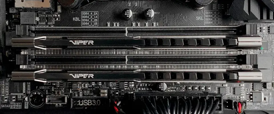 PATRIOT Viper Steel 64GB DDR4 3600MHz CL18 UDIMM KIT