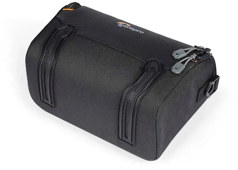 Lowepro camera bag Adventura SH 140 III, black