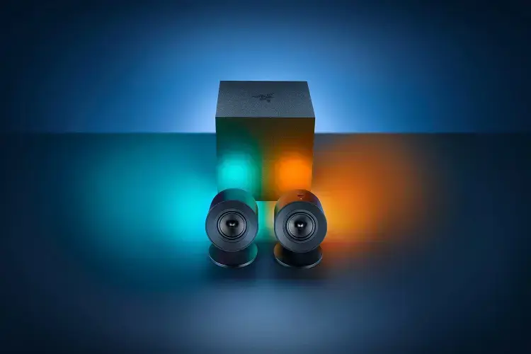 "Razer Nommo V2" - 2.1 žaidimų garsiakalbiai
