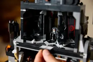 LEGO ICONS 10333 The Lord of the Rings: Barad-dûr